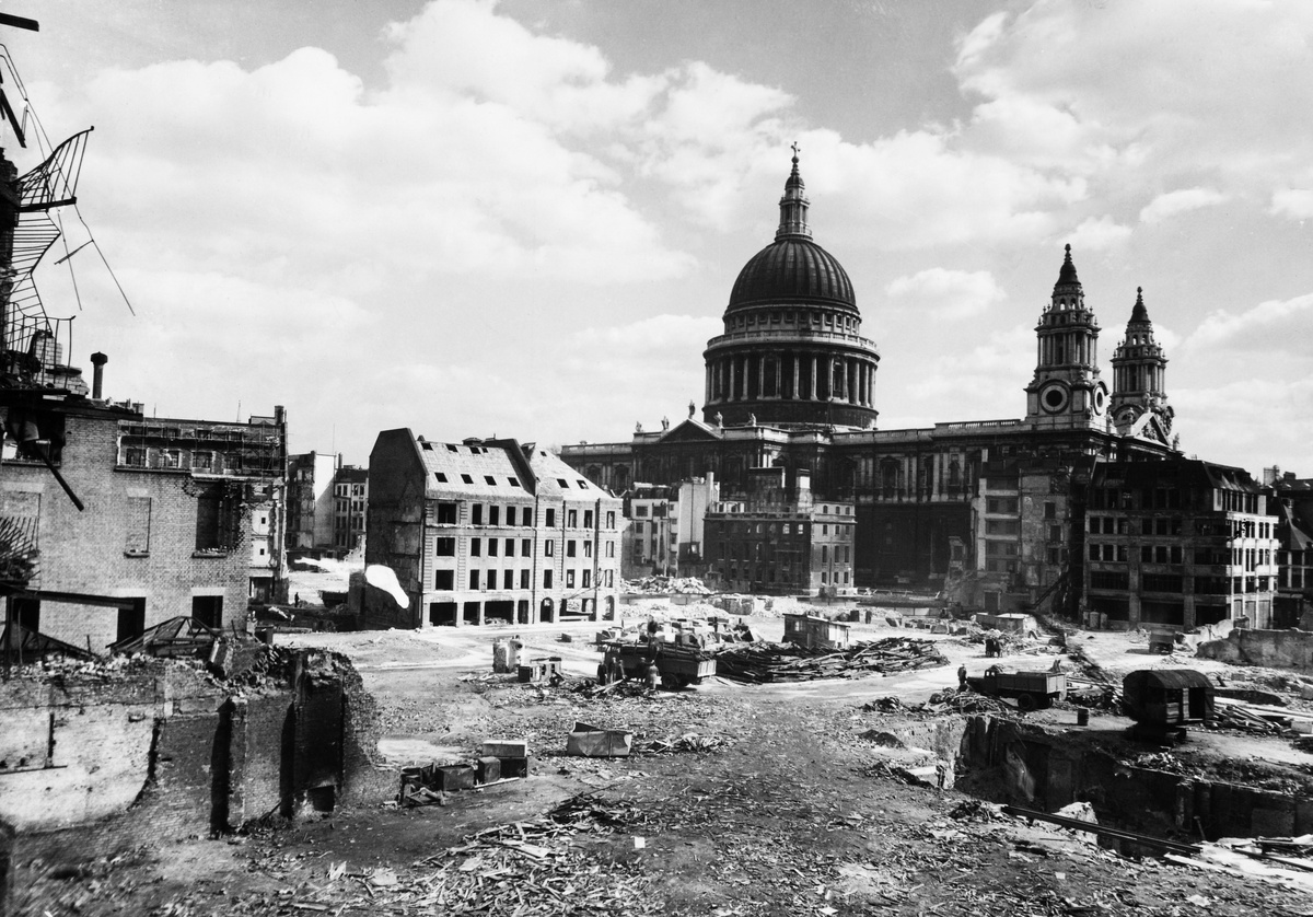 aoa体育直播-柏林联盟主场大败，连败不断