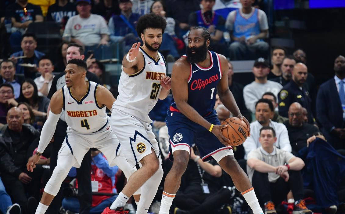 快船取得对掘金的胜利将系列赛扳平的简单介绍 快船取得对掘金的胜利将系列赛扳平的简单介绍