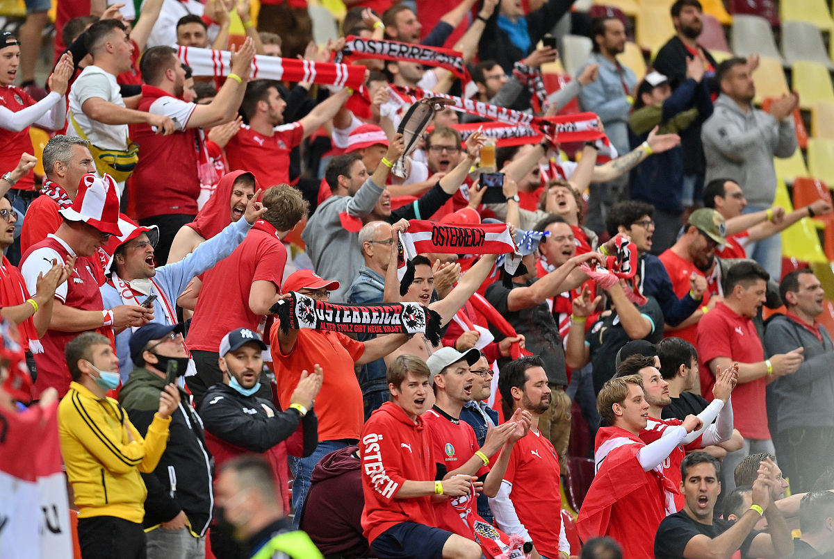 西班牙足球队晋级欧洲顶级联赛