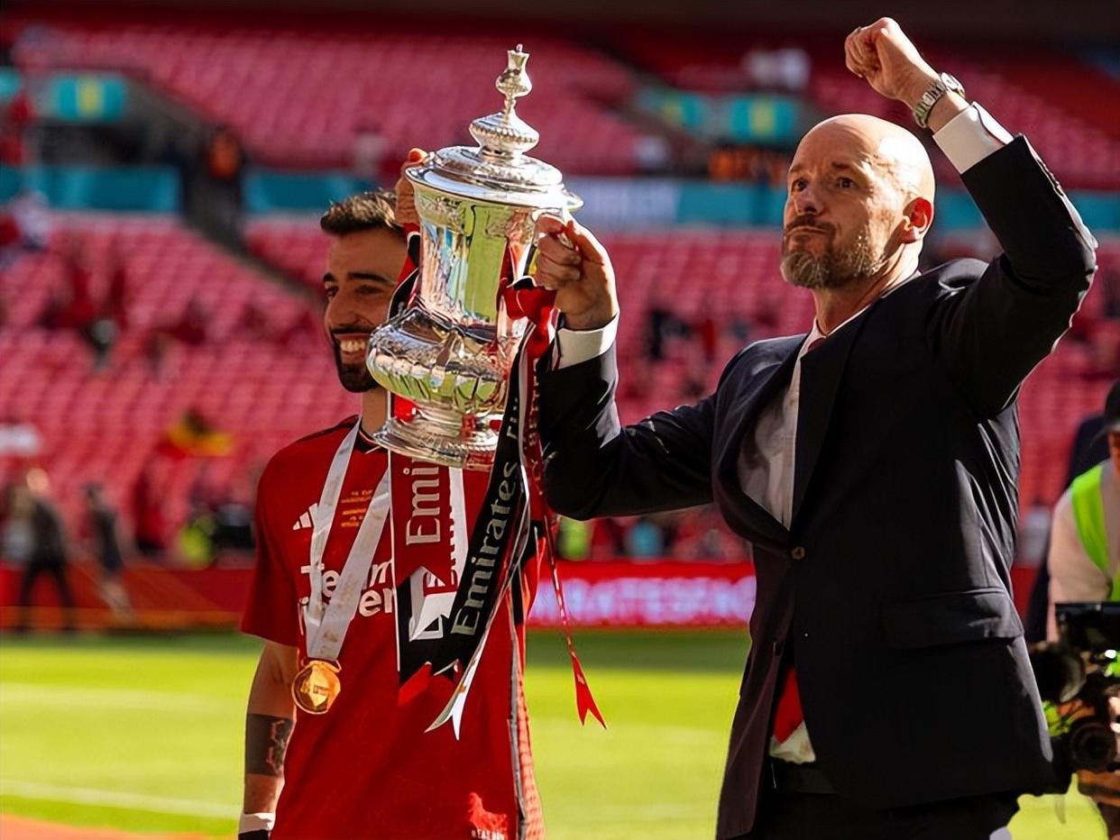 关于富勒姆新援表现出色，球队趋向逐渐好转的信息